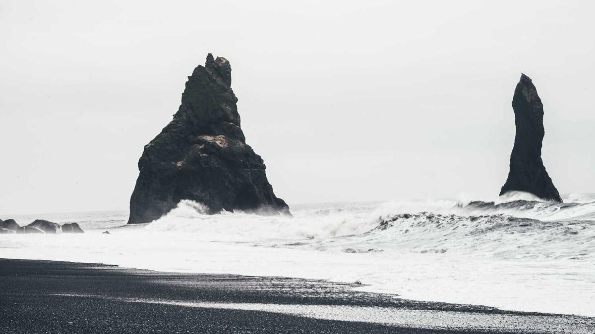 如果选择了另一人作为伴侣，家庭中会形成怎样一套新的玩笑黑话与禁忌