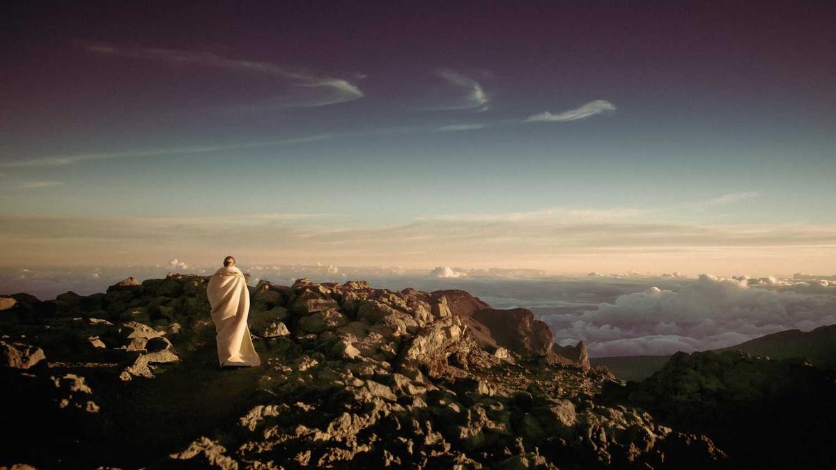 每读完一本书，在末页空白处盖上一个专属日期印章的封印仪式